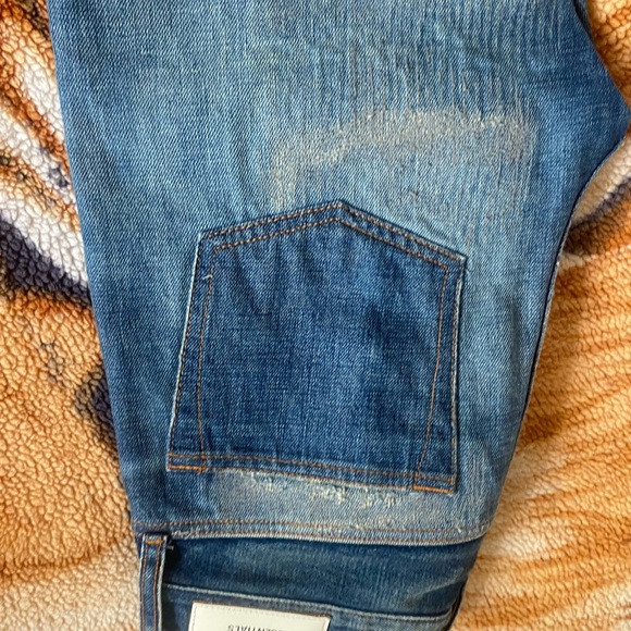 Essentials Blue Jeans with Distressed Details - Picture 2 of 6